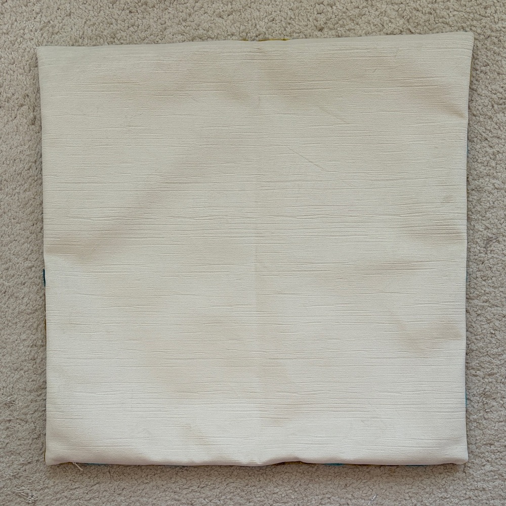 Geometric Patterned Pillow Cover - Picture 2 of 5
